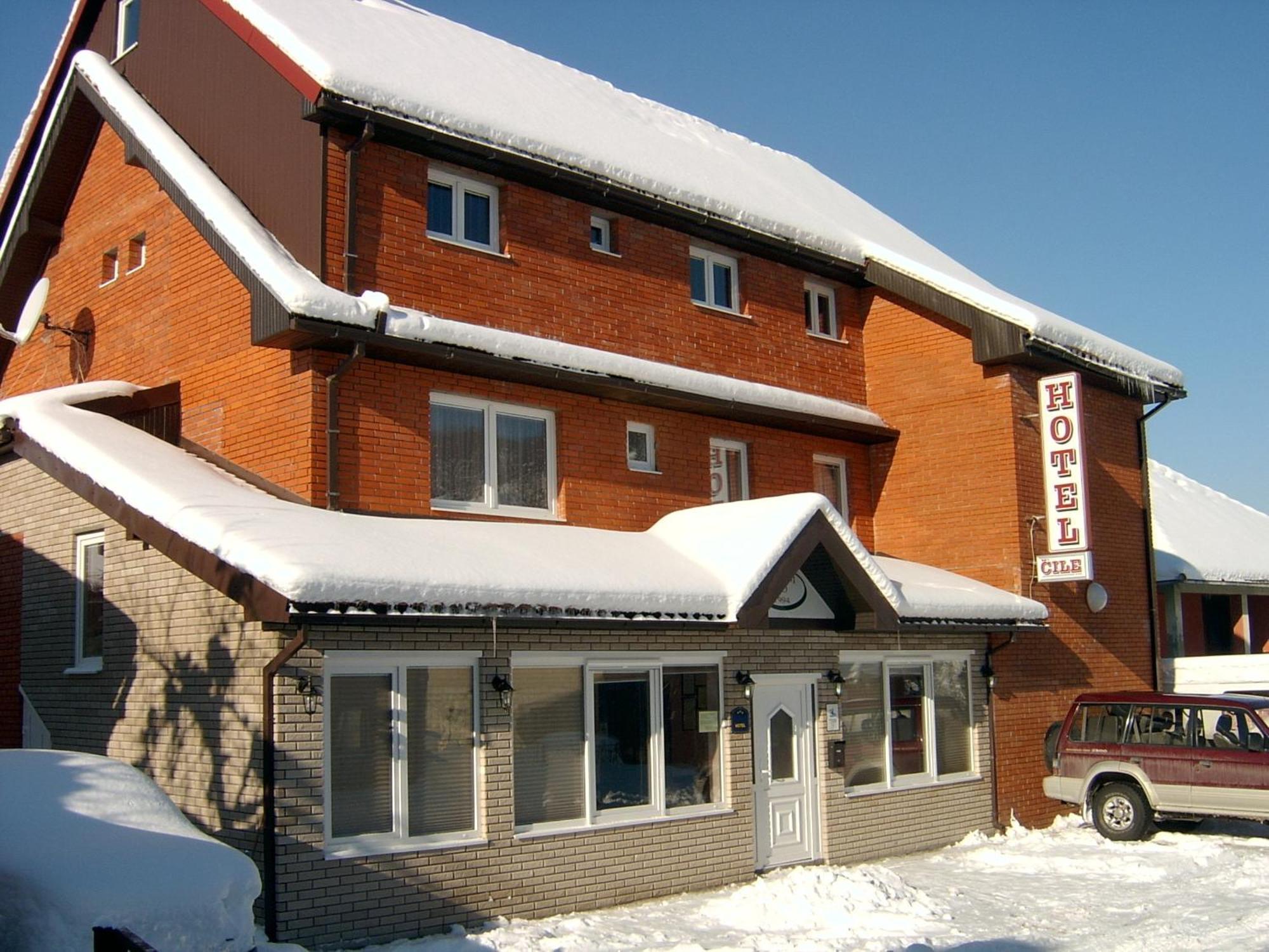 Hotel Cile Kolasin Exterior photo